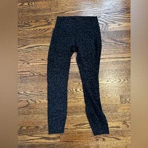 Lululemon In Movement 25” Tights Black Print Size 6
